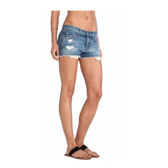 Rag & Bone Cut Off Shorts in Moss. (27) - Picture 3 of 7